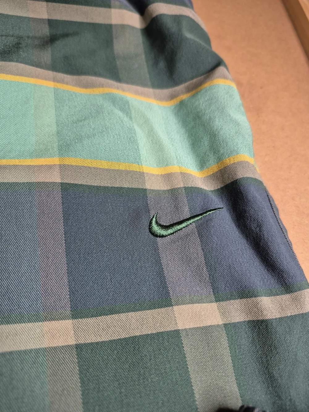 Nike lightweight joggers
